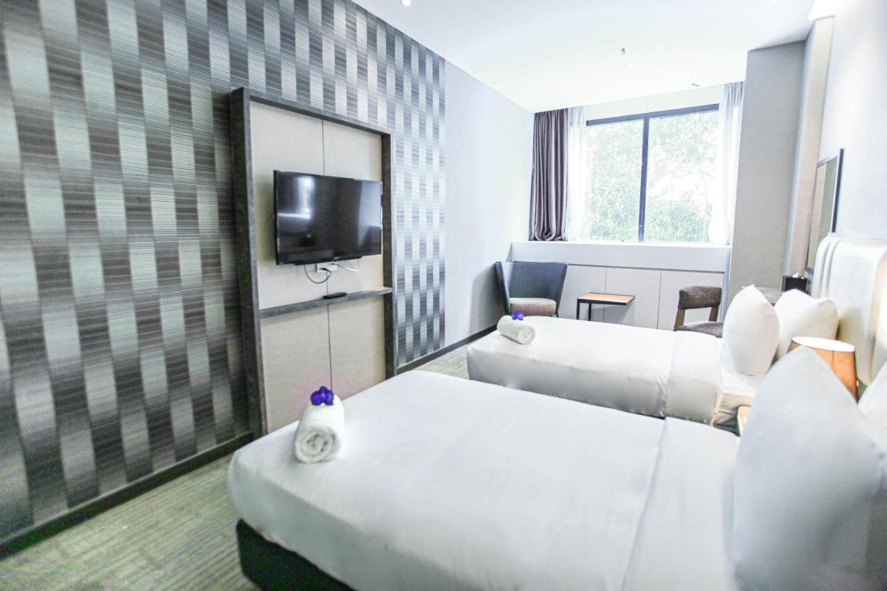 Fives Hotel Dnp جوهر بهرو المظهر الخارجي الصورة